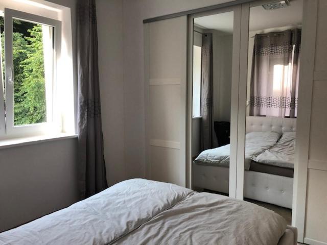 Velden View Ferienwohnung Mit Grosser Sonnenterrasse Und See- Und Karawankenblick Velden am Woerthersee Ngoại thất bức ảnh